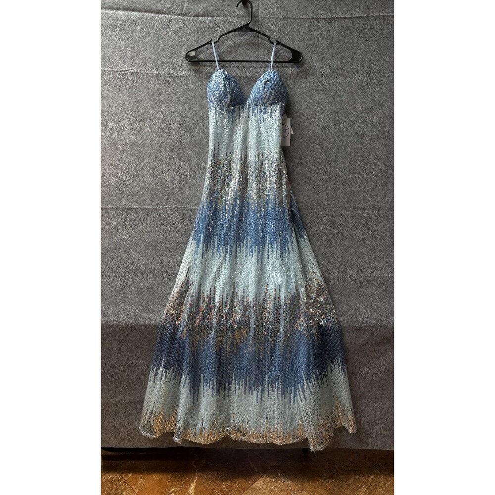 Violet Weekend Sequin Gown Dress Juniors 1/2 Powder Silver Blue Ombre Prom NWT